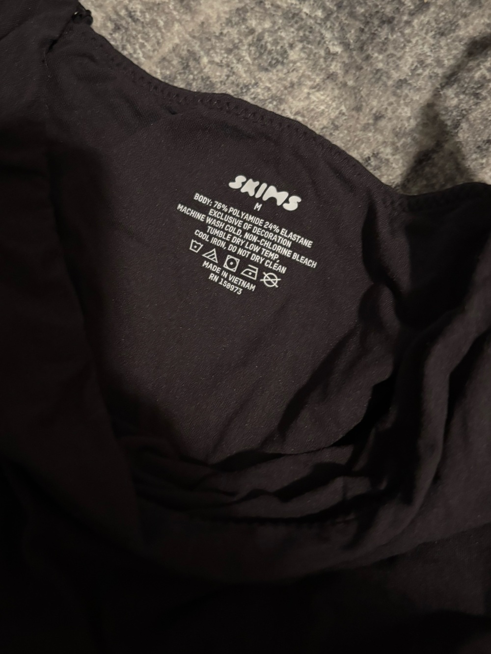 SKIMS Fits Everybody Cami Bodysuit - Picture 3 of 5